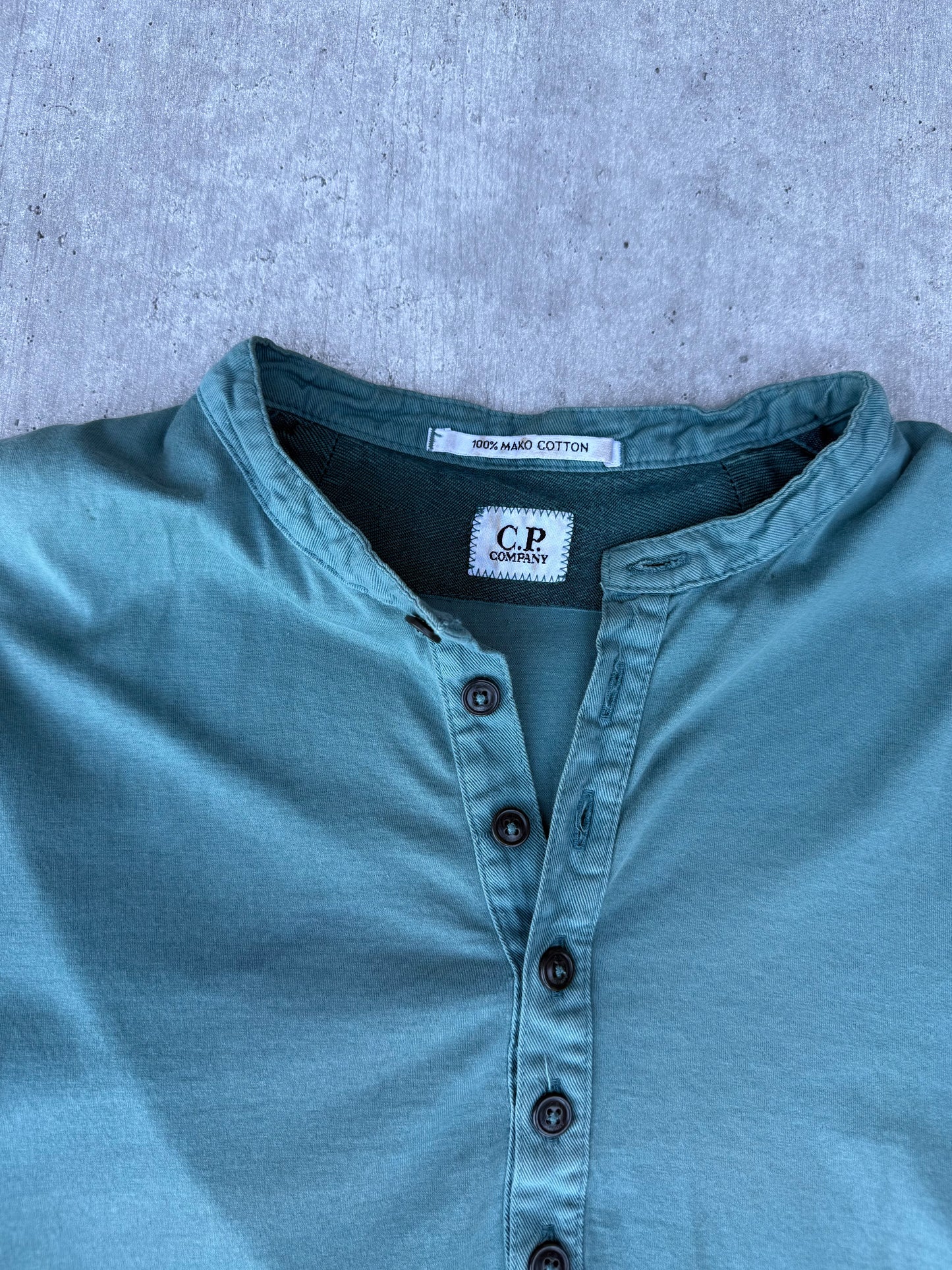 CP COMPANY HENLEY TEE