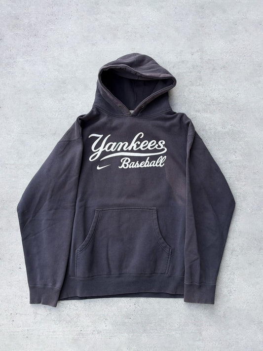 LATE 90s NIKE YANKEES HOODIE
